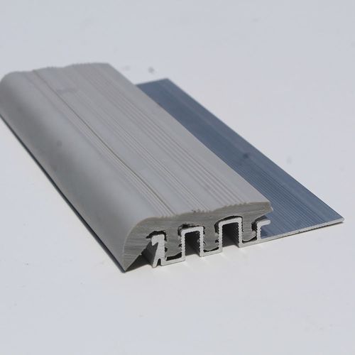 Rodopaso aluminio con antideslizante Gris x 2.40mt