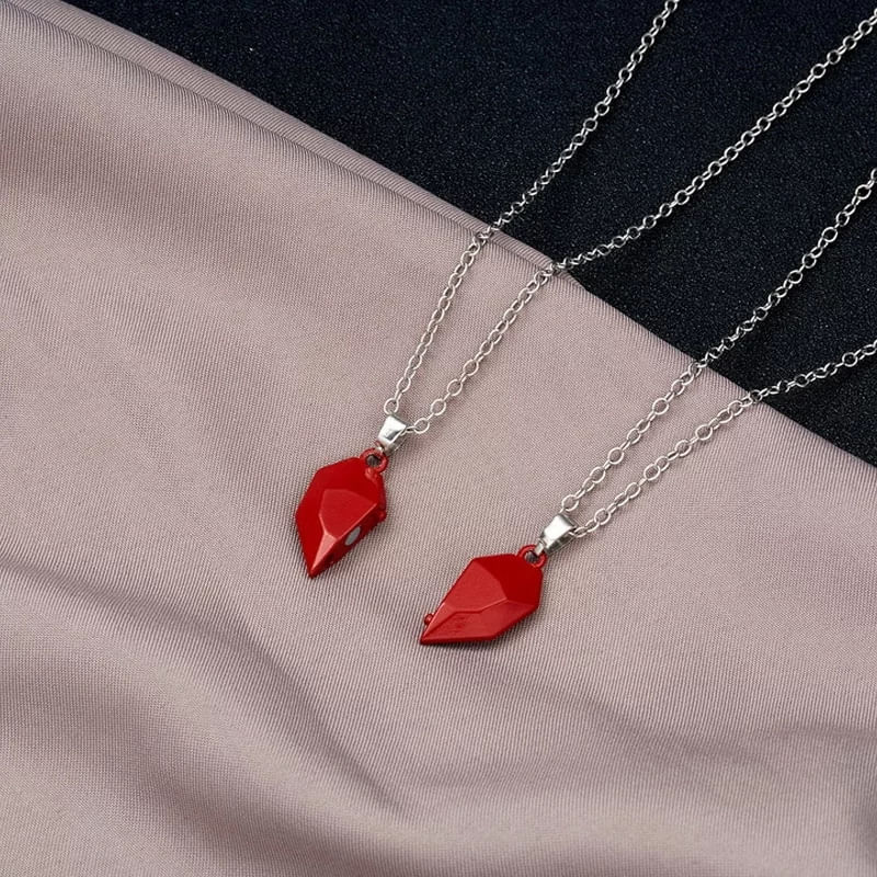 Collar-doble-corazon-rojo-con-iman-para-parejas-o-mejores-amigos