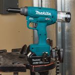 Remachadora-Inalambrica-Makita-BL-18V-20000-N-48---64-mm-DRV250Z-sin-Bateria-ni-Cargador