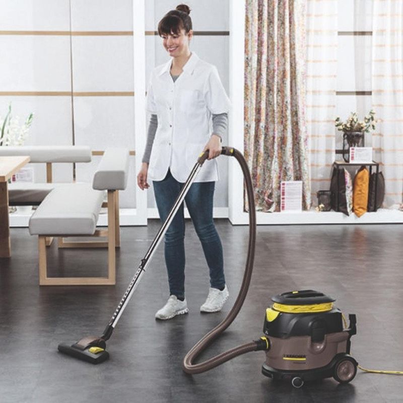 Aspiradora-Industrial-en-Seco-Silencioso-Karcher-T-12-1