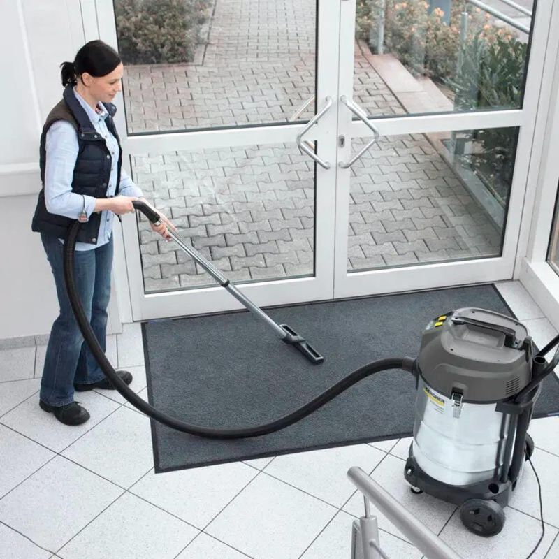 Aspiradora-Seco-y-Humedo-Karcher-NT-70-2-Me-Classic-70L