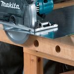 Sierra-Circular-Metal-Inalambrica-Makita-BL-LXT-18V-5-7-8--DCS553Z-sin-Bateria-ni-Cargador