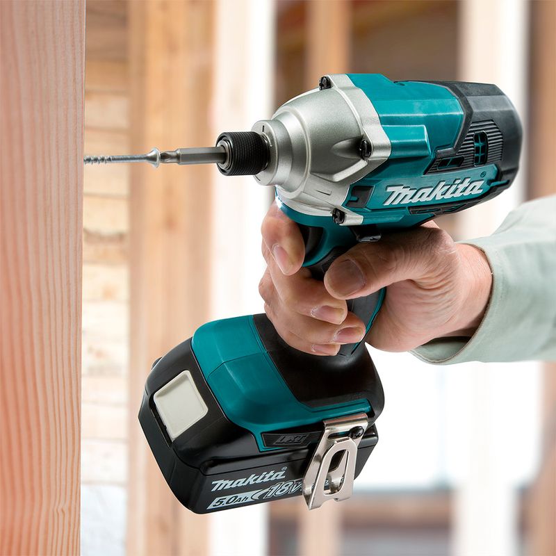 Taladro-Makita-DHP453---Atornillador---2-Bat-15AH---Cargador