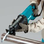 Sierra-Sable-Electrica-Makita-1200W-Velocidad-Variable-3000-CPM-JR3051TK