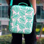 Pack-Maleta-Nintendo-Switch-y-Oled-Animal-Verde-Grande-y-Cargador-Original