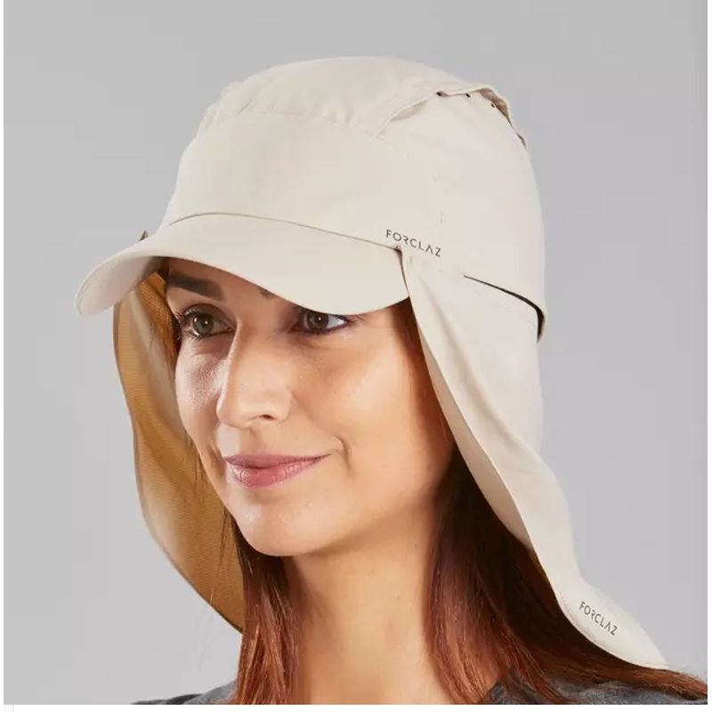 GORRA-SENDERISMO-Y-TREKKING-FORCLAZ-900-PROTECCION-SOLAR-BEIGE