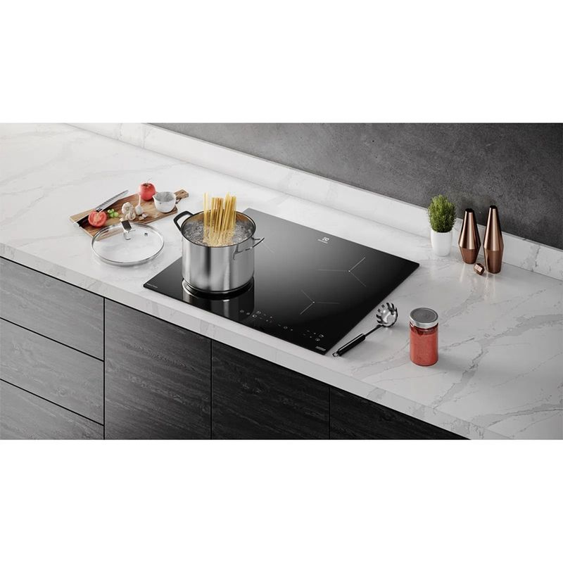 Encimera-Empotrable-4-Zonas-Electrolux-ETII60F7EOB-Negro---oferta