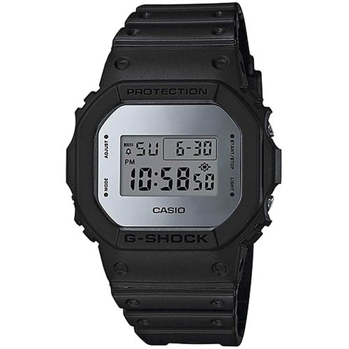 Reloj Casio G-Shock DW5600BBMA-1 Digital Luz de Fondo Acuático Negro Plateado