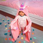 Manta-Abrigo-con-Capucha-con-Luces-LED-Unicornio-Rosado-MD