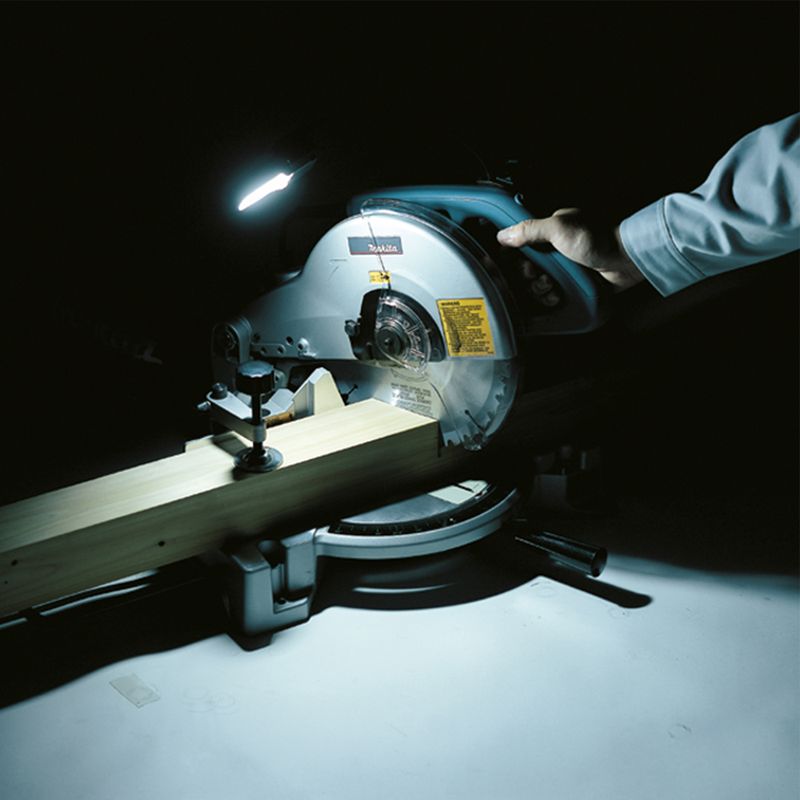 Sierra-Ingleteadora-10---254mm--1650W-Makita-LS1040F
