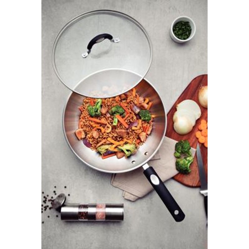 Sarten-Tramontina-Wok-con-Tapa