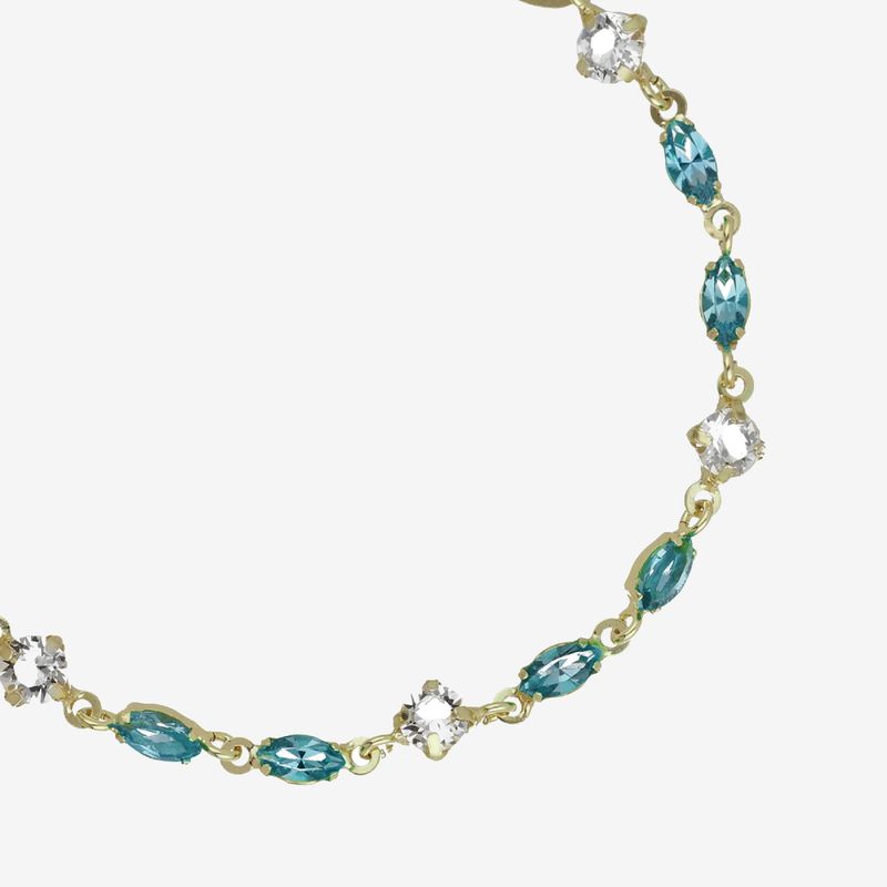 Pulsera-Victoria-Cruz-ajustable-marquesa-color-azul-bañada-en-oro