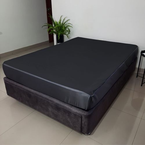 Protector de Colchon 1.5 Plazas 100% Impermeable Ajustable Gris Oscuro