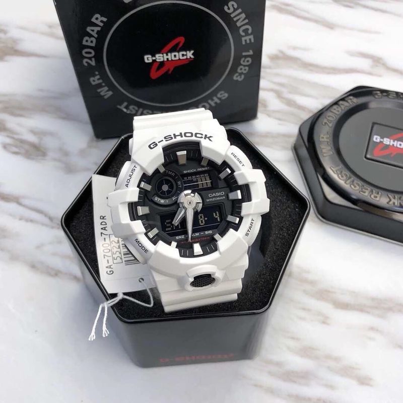 Reloj-Casio-G-Shock-GA700-7A-Digital-Analogico-Luz-Led-Acuatico-Blanco
