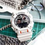 Reloj-Casio-G-Shock-GA900AS-7A-Analogico-Digital-Luz-Led-Resina-Blanco