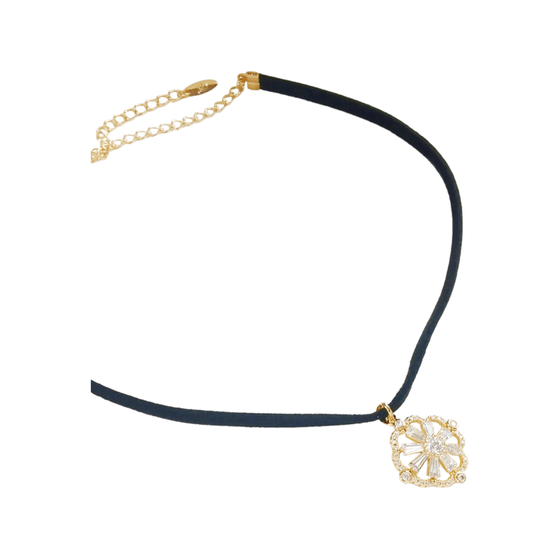 Choker-ZEFORA--Acero-con-Enchape-Oro-18K-con-dije--Moda-Mujer