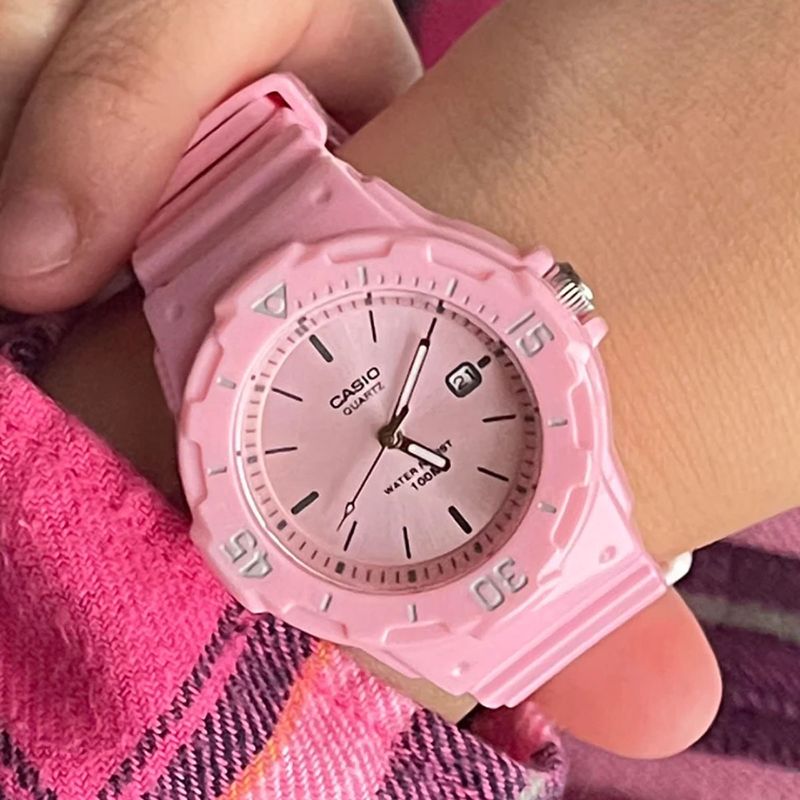 Reloj Casio Mujer Rosado LRW-200H-4E4VDF CAS-M-47 Shopstar