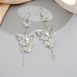 Aretes-largos-mariposas-plateadas