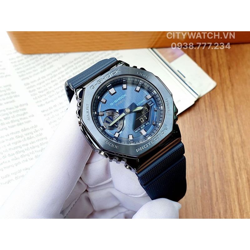 Reloj-G-Shock-Acero-Azul-con-Resina-Azul-GM2100N-2A-G-SK-74