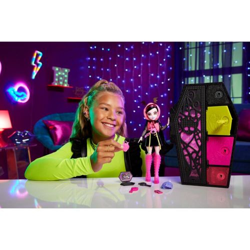 Muñeca Monster High Skul Sustos Neon Draculaura