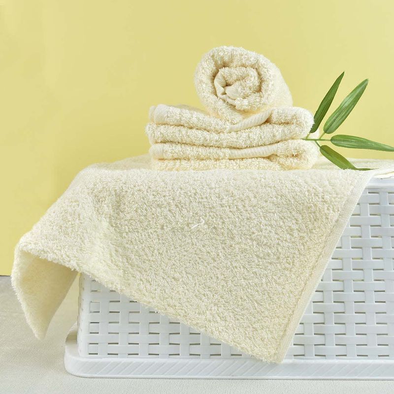 Toalla-mediana-120-x-60-cm-Crema-de-450-Gr-