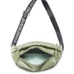 Cartera-o-Crossbody-Guess-Kayce-para-mujer-Verde