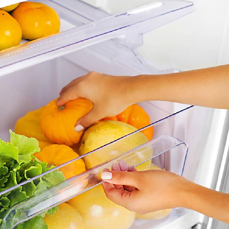 Refrigeradora-138-L-ERT18G2HNW-Blanca