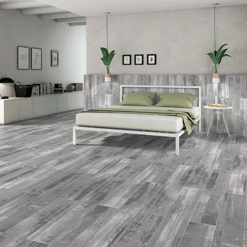 Porcelanato Maderado Klipen Berrywood Gris Mate 20x120cm 1.2m2