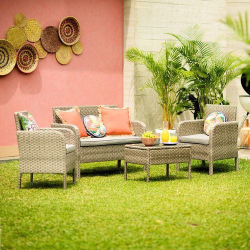 Set de Terraza Orange Macorís: Sofá + 2 Butacas + Mesa Acero/Ratán Beige