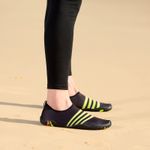 Aquashoes-aqua-moda-M1A-Unisex-Negro-Lineas-Verdes