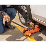 Gata-hidraulico-de-patin-2Ton-Truper