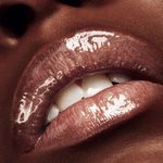 Luminizador-de-Labios-Gloss-Bomb-Fenty-Beauty---Fussy