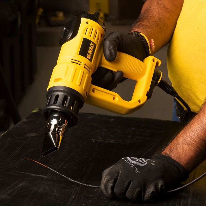 Pistola-de-Calor-2000W-50°C-600°C-con-Pantalla-LCD-Dewalt-D26414-B2