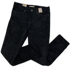 Jean-Levis-para-Mujer-311-Shaping-Skinny-Corduroy---Negro---Talla-30-x-30