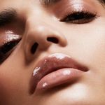 Luminizador-de-Labios-Gloss-Bomb-Fenty-Beauty---Sweet-Mouth