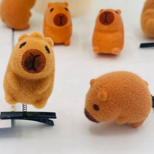 Ganchitos capibara vincha de peluche para el cabello set de 3