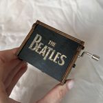 Caja-Musical-Beatles-Yesterday-Musica-Rock