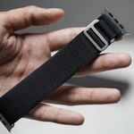 Correa-Alpine-Loop-Ultra-Color-Negro-para-Apple-Watch-42-44-45-49mm