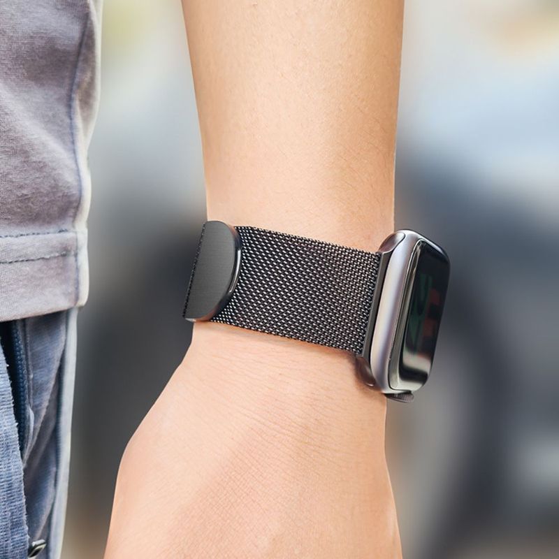 Correa-Milanese-Loop-Semicirculo-de-Acero-Para-Apple-Watch-Negro-42-44-45-49mm