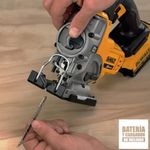 Sierra-Caladora-20V-Baretool-Sin-BateriaSin-cargador-Dewalt-DCS331B