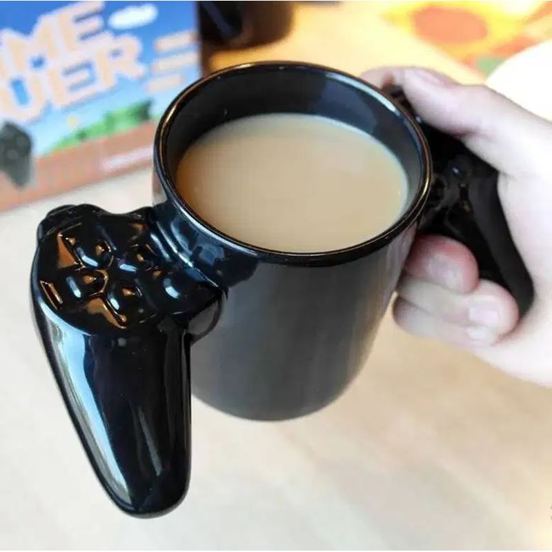 Taza-mando-de-play---Game-Over---350ml