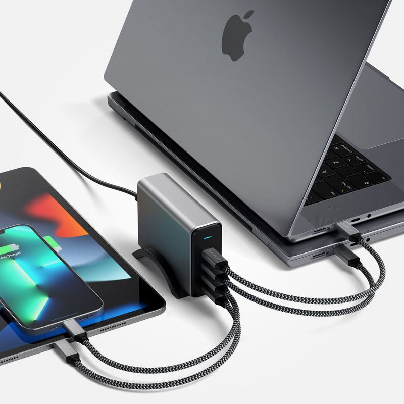 Cargador-PD-GAN-4-puertos-USB-C-de-165W---Satechi