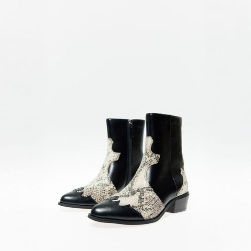 Botines Sfera Mujer Cowboy Combinado Negro
