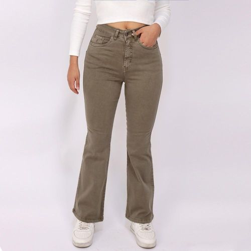 Jean Kayra Poblet Mujer Flare Push Up Bull V