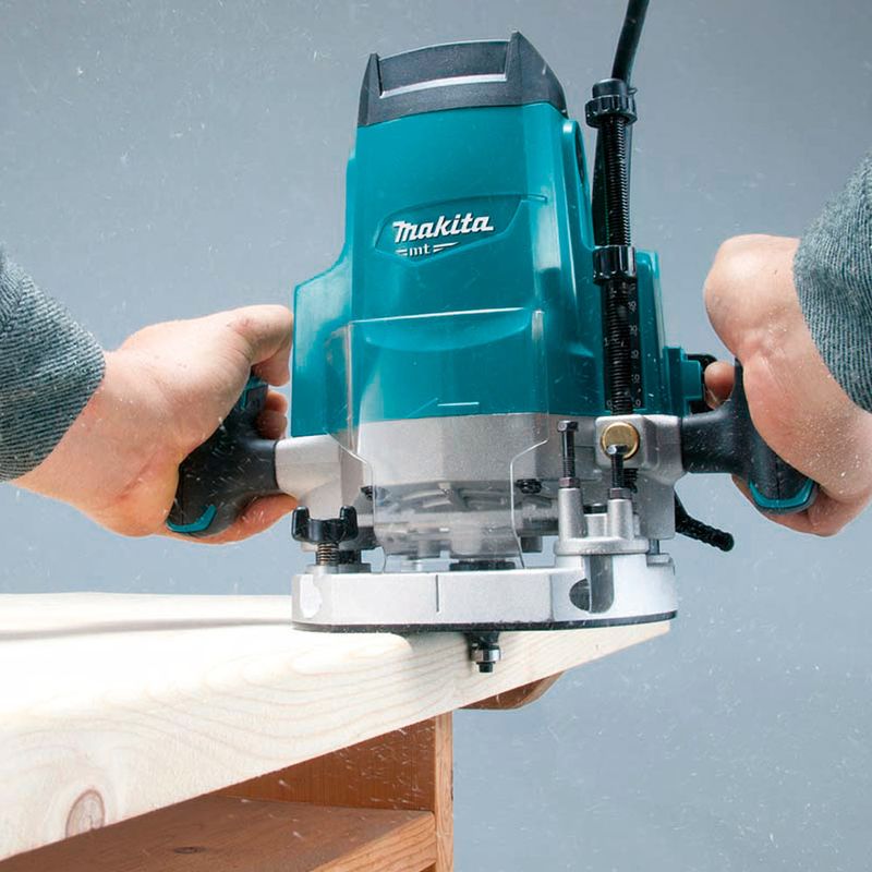 Ruteadora-Fresadora-Electrica-Makita-1650W-22000RPM-Collet-1-2--1-4--M3600B