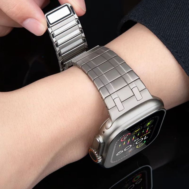 Correa-De-Titanio-Para-Apple-Watch-Ultra-Buckle-less-Magnetico-Matte