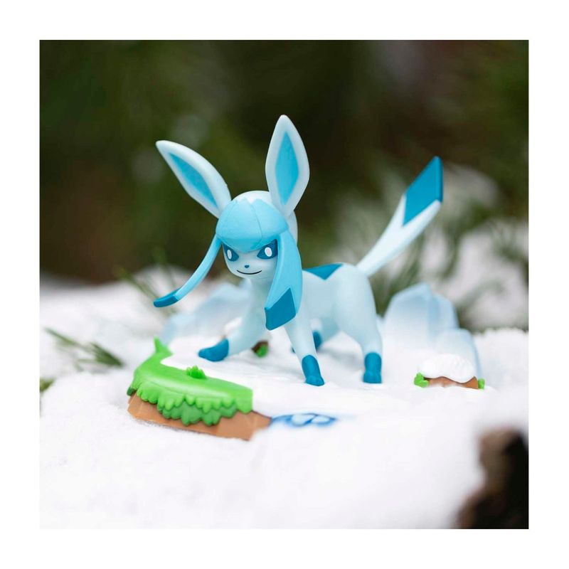POKEMON-EEVEE-Y-SUS-AMIGOS-GLACEON-BY-FUNKO
