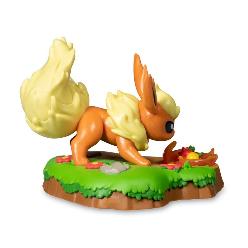POKEMON-EEVEE-Y-SUS-AMIGOS-FLAREON-BY-FUNKO