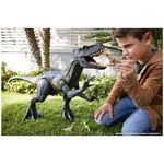 Jurassic-World-Indoraptor-Colossal
