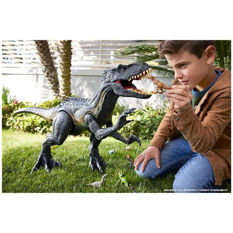 Jurassic-World-Indoraptor-Colossal